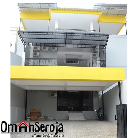 Omah Seroja Hotel Semarang Ngoại thất bức ảnh