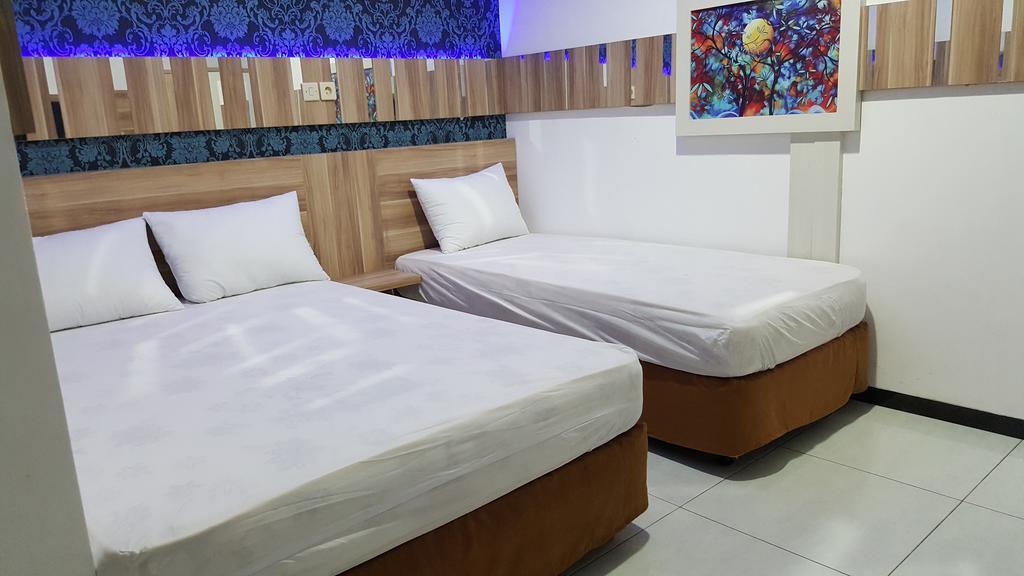 Omah Seroja Hotel Semarang Ngoại thất bức ảnh