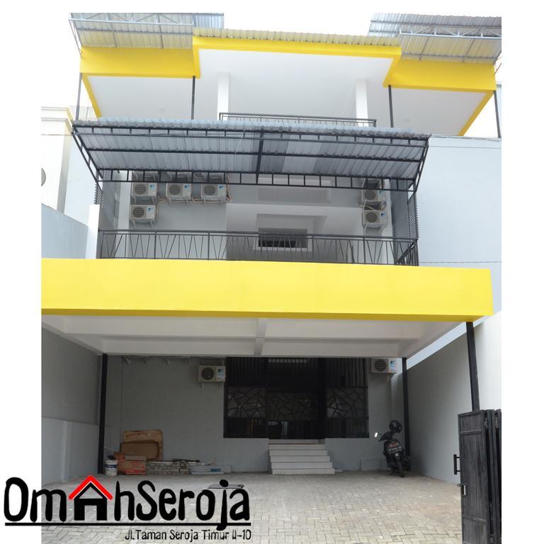 Omah Seroja Hotel Semarang Ngoại thất bức ảnh
